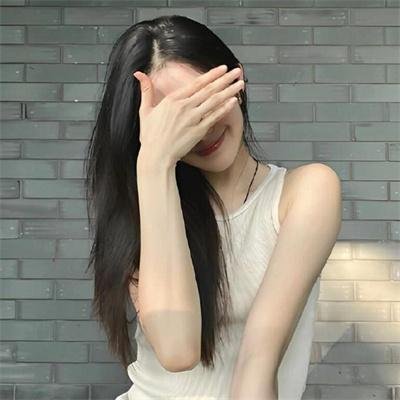 粉红火鹤的神秘凝视